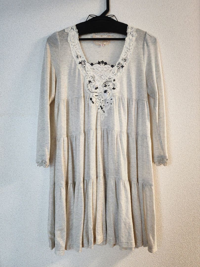 【お値下げ/美品】インポートロッサ 刺繍レースベスト&カットソー