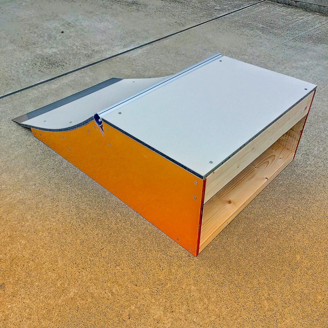 Shl2台セット すぐにお届け送料込スケボーランプ完成品 高さH300mm