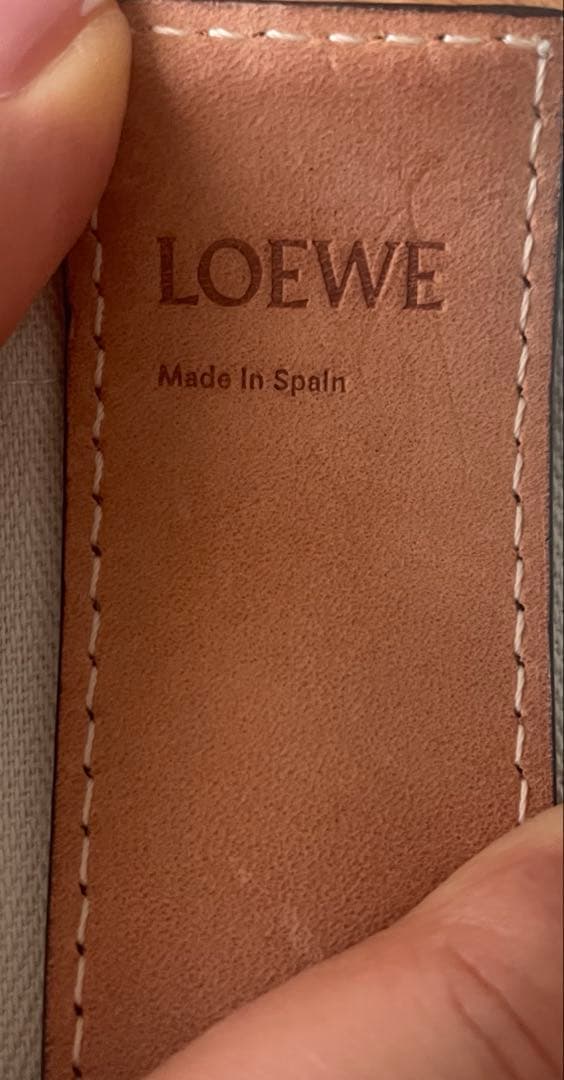 ロエベ　ブラウンレザーバングル