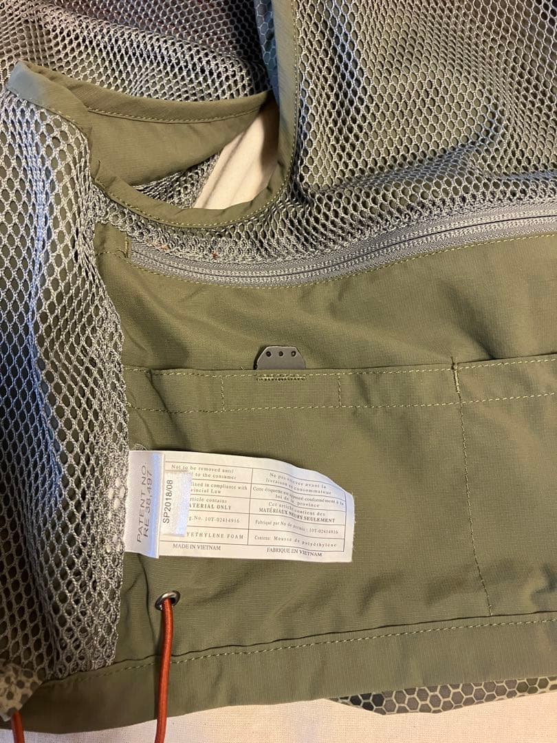 SIMMS ガイドベスト　サイズUS-M HEX FLO CAMO LODEN