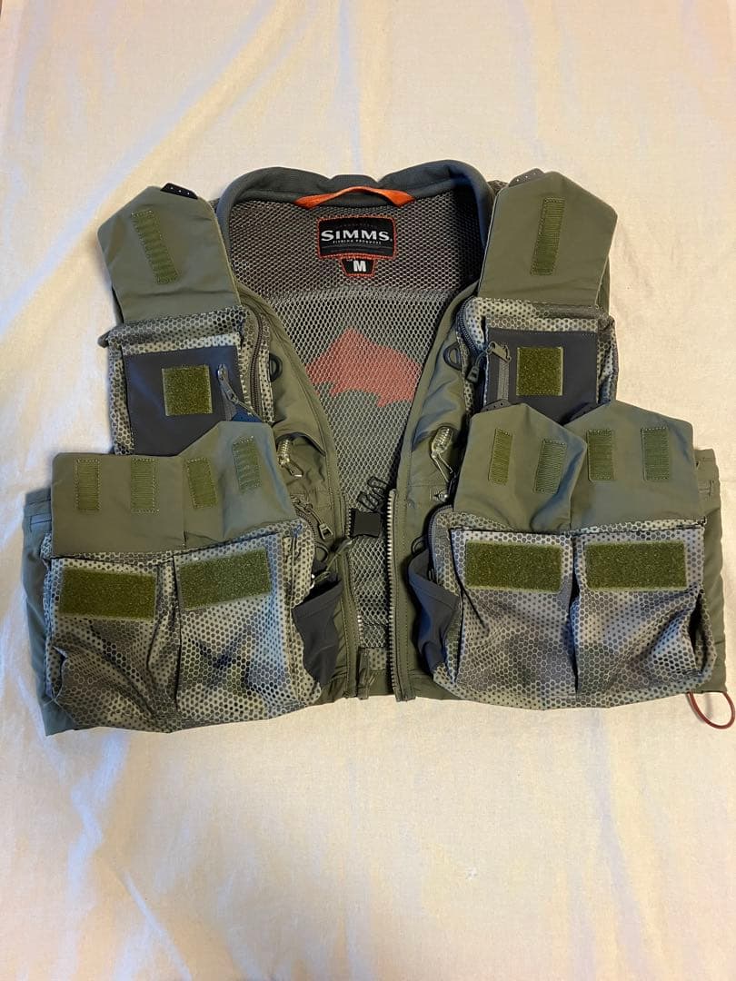 SIMMS ガイドベスト　サイズUS-M HEX FLO CAMO LODEN