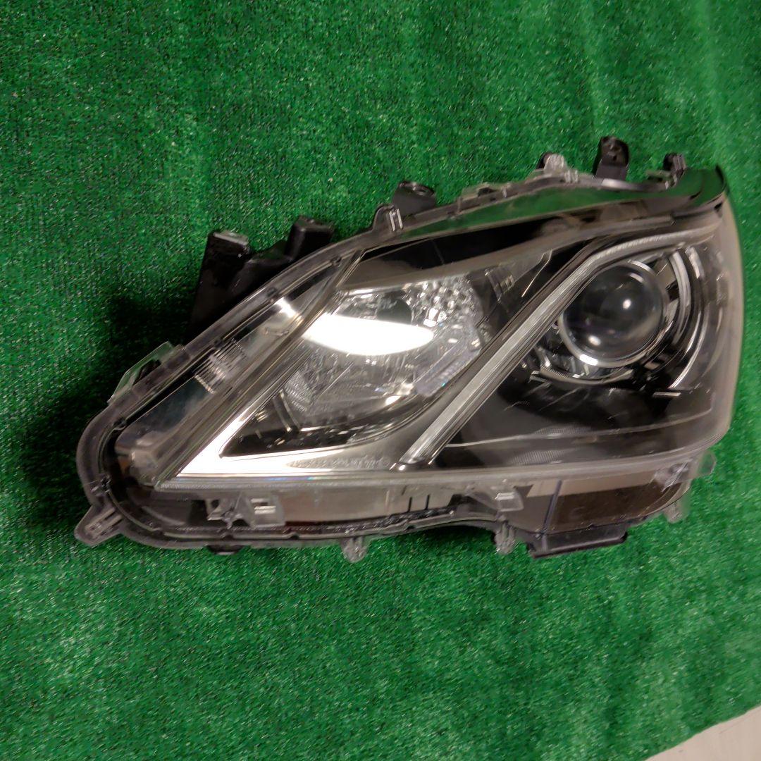 TOYOTA クラウン 左ヘッドライトユニット