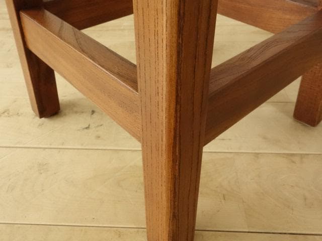 北海道手作り家具　ケヤキ（欅）材　スツールＢ　座面一枚板