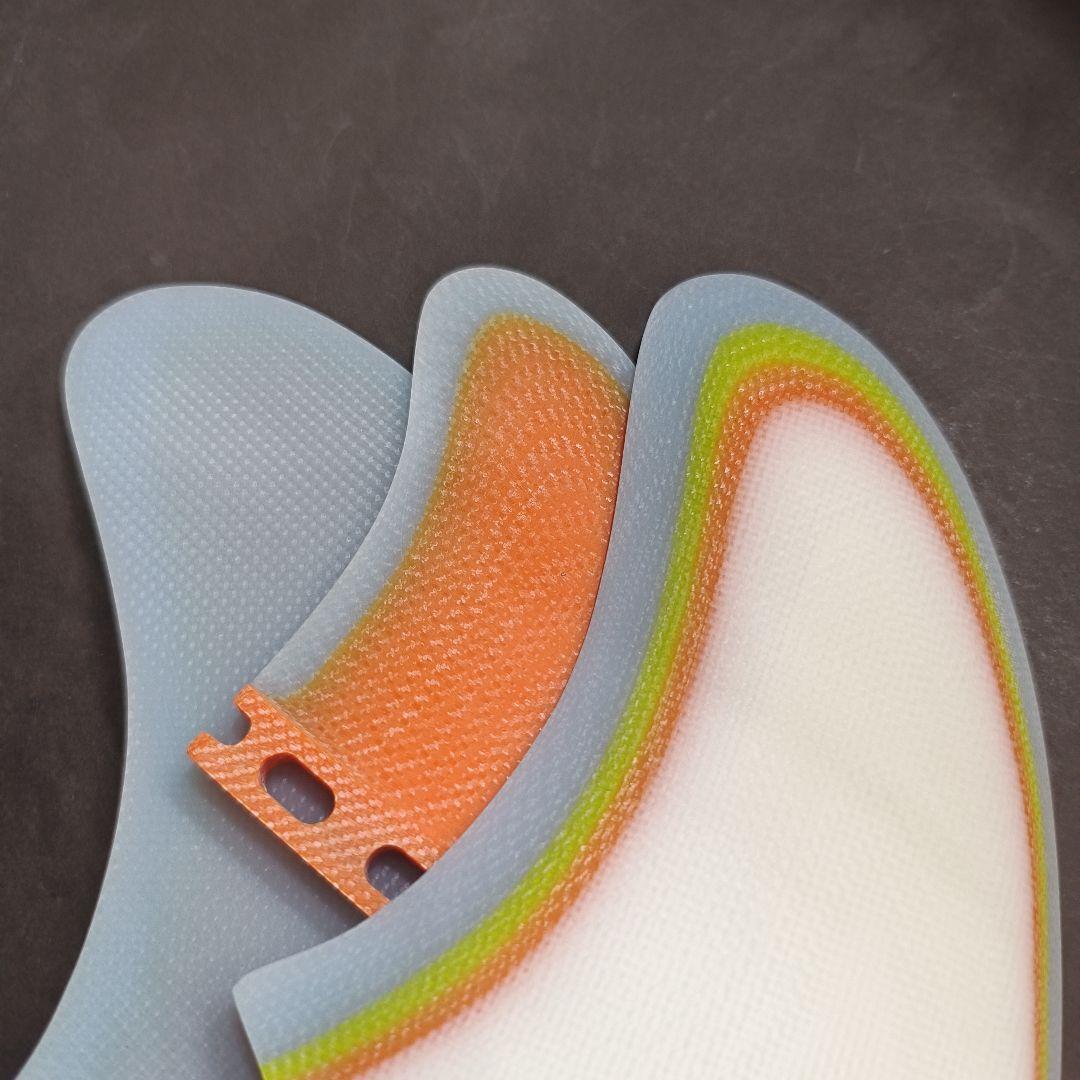 キャプテンフィン系　ツインスタビ　フューチャーフィン対応　ファイバーグラス製