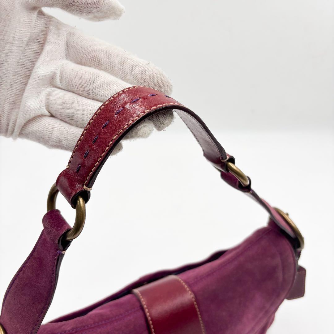 コーチ　ショルダーバッグ ソーホー　Y2K スエード 濃いめのピンク