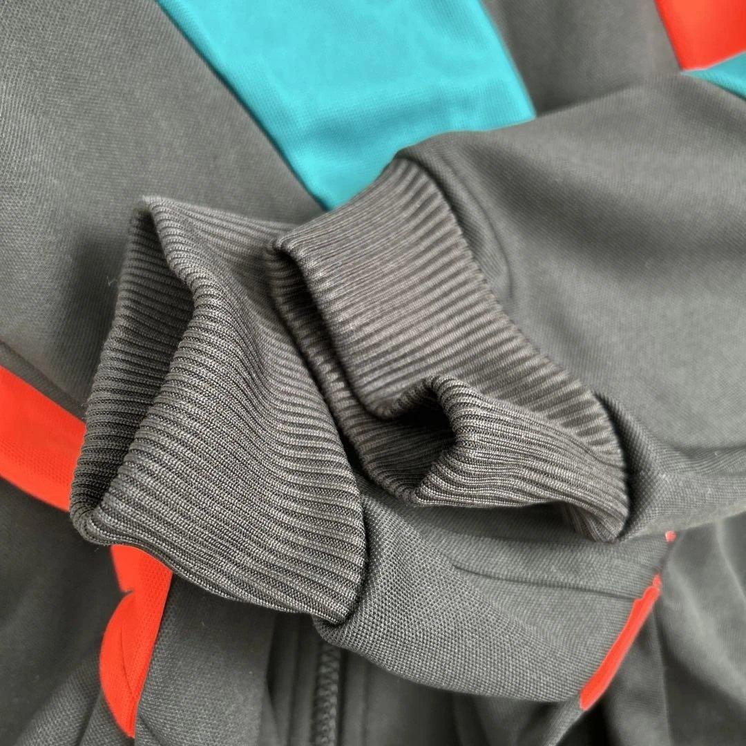 【アディダスオリジナルス】メンズ　ジャージ XO