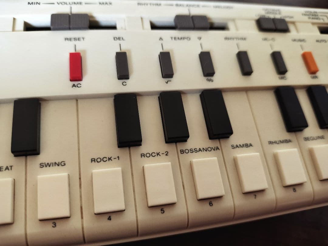 鍵盤楽器 CASIO V-TONE VL-1