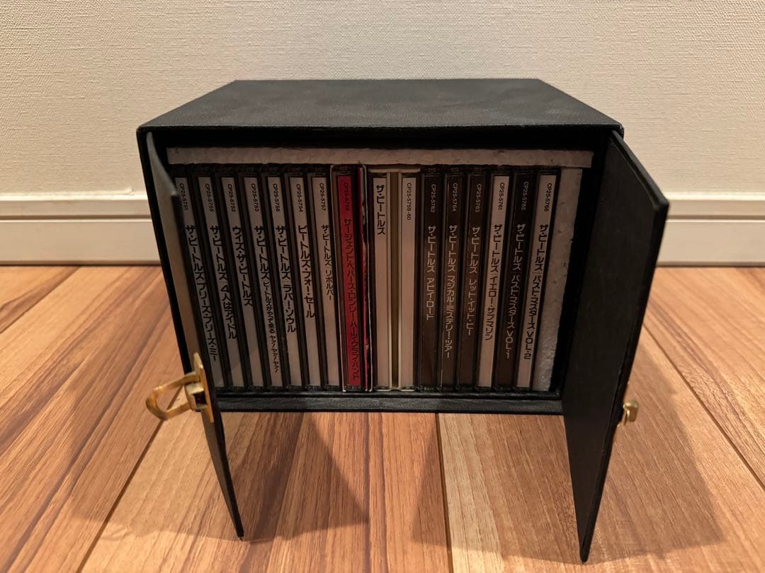 ま*ん様 The Beatles CD 16枚 BOXセット 専用収納ケース付き