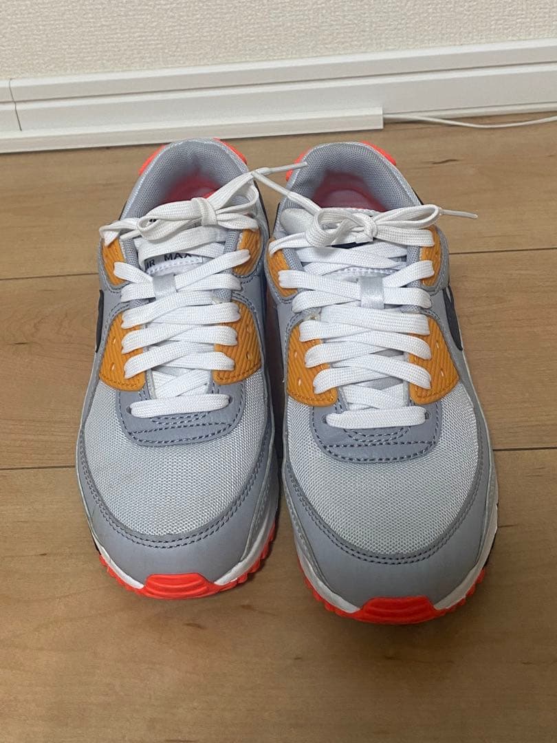 ナイキ　ウィメンズ　エアマックス90　グレー　スニーカー