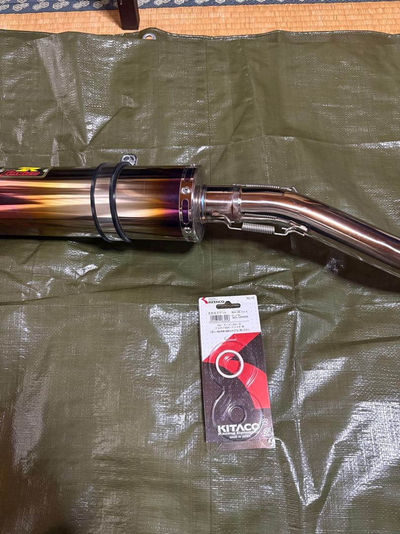 クロスカブ110 JA60用アップタイプマフラー　Realise チタン