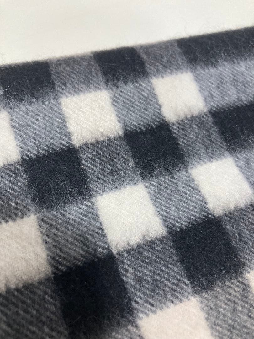 BURBERRY バーバリー スコットランド製 カシミヤ100