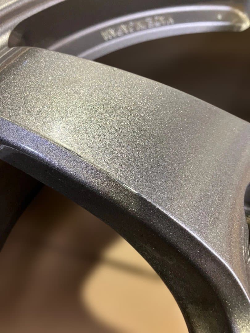 週末価格　エンケイ　PF05 17インチ 7J 114.3 インセット45 2本