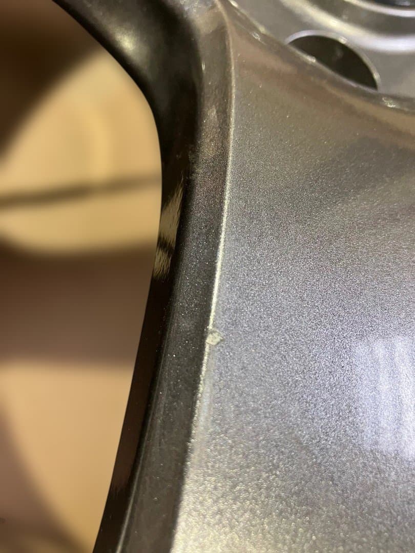 週末価格　エンケイ　PF05 17インチ 7J 114.3 インセット45 2本