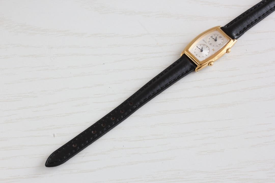 稼働品 セイコー　ノイエ　SEIKO NOIE 腕時計1E20-3AOO