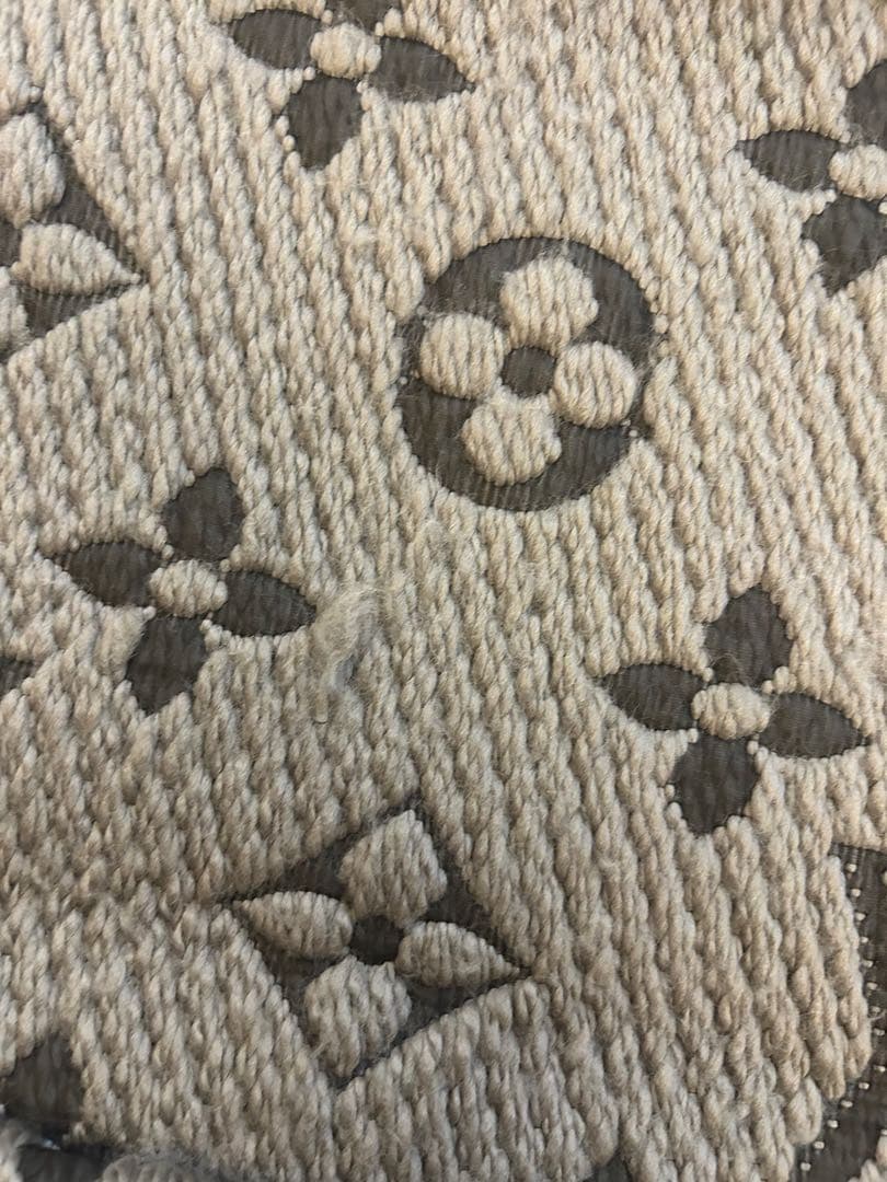 ルイヴィトン　マフラー　ブラウン　エシャルプ・ロゴマニア（M72242）