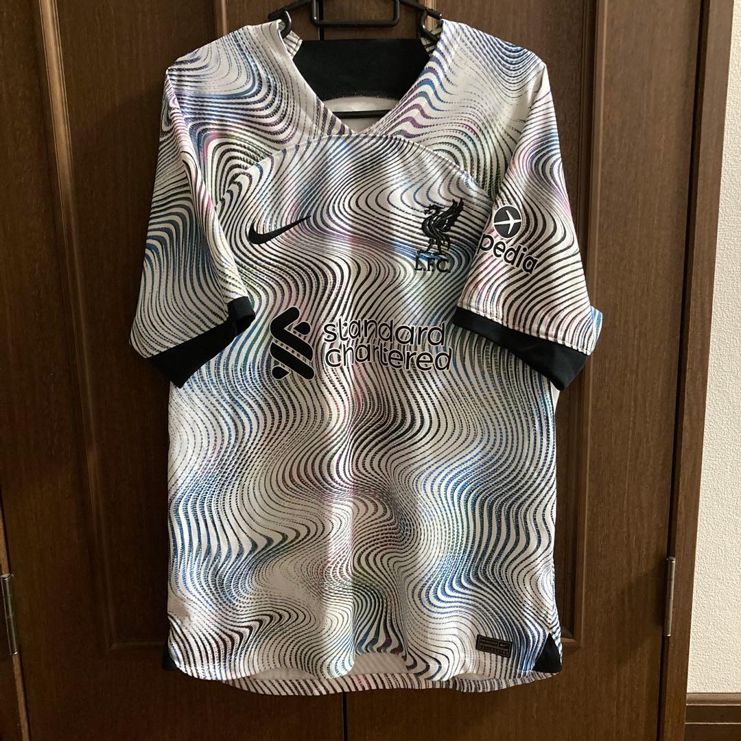 リバプール　フィルミーノ　22-23 ユニフォーム