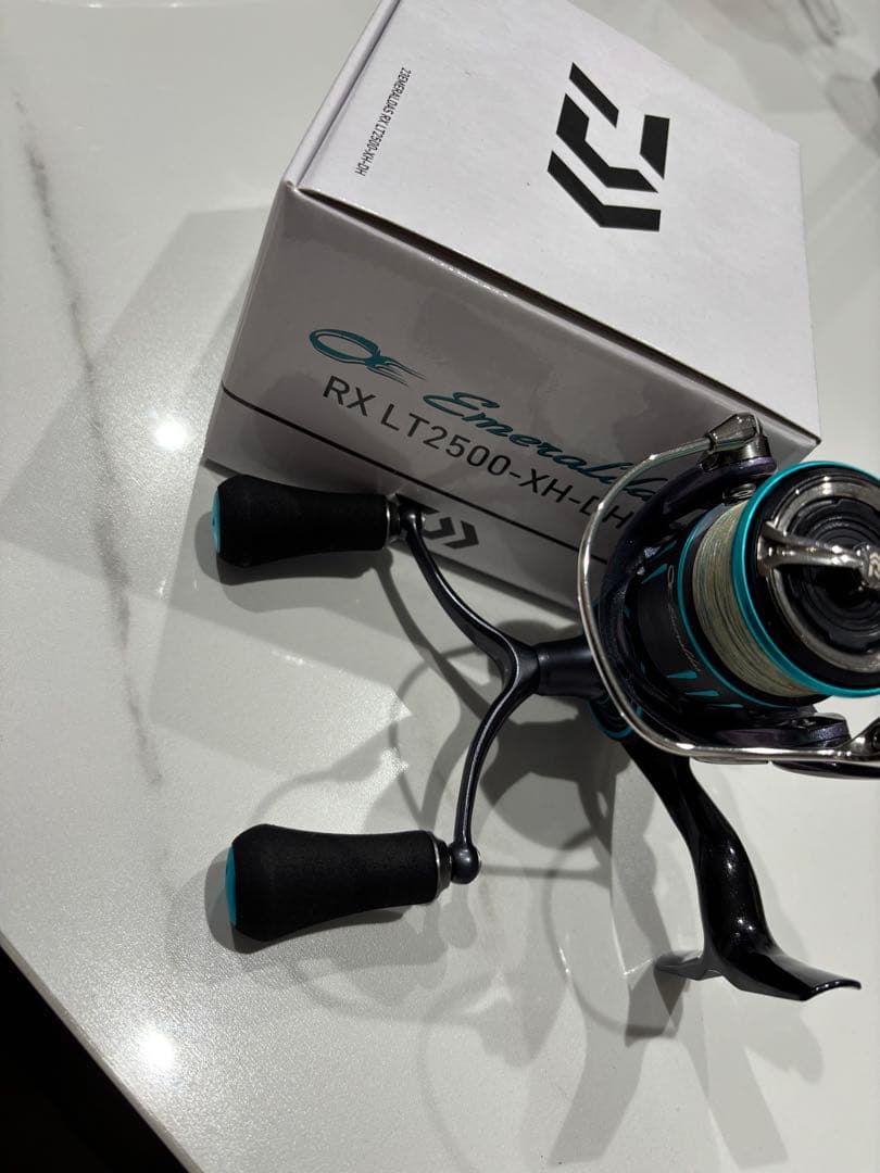 エメラルダス　RXLT2500XHDH DAIWA リール