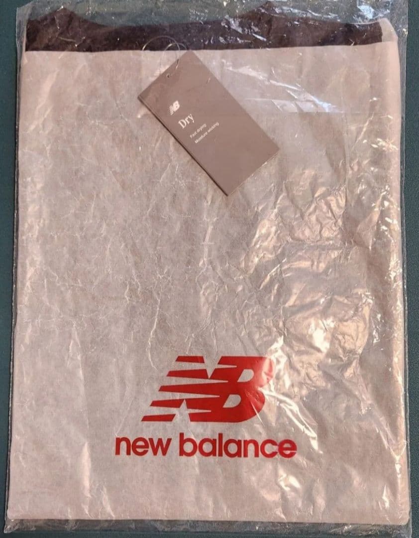 送料込★新品★NB★FC東京2025ブラックアウトプレミアエディションTシャツ