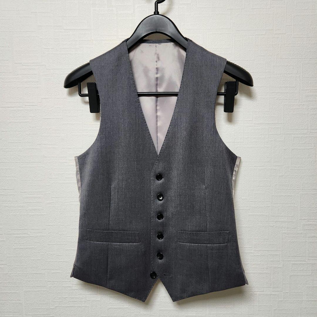 グローバルスタイル　メンズ　スーツ　スリーピース　エストラート生地　グレー　無地