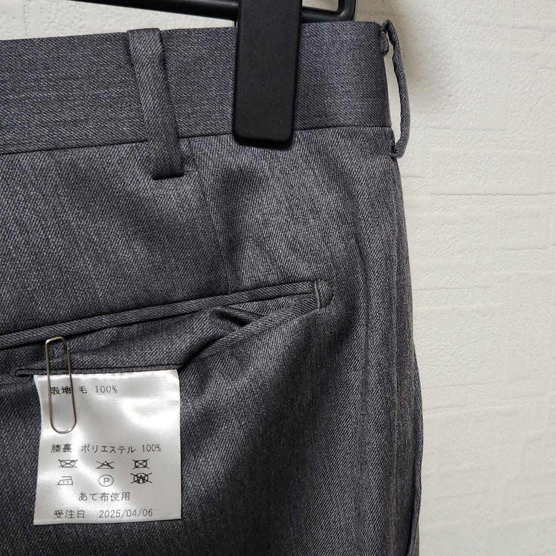 グローバルスタイル　メンズ　スーツ　スリーピース　エストラート生地　グレー　無地