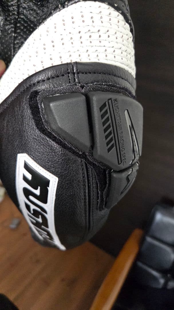 クシタニ　K-0086XX ACCRETE SUIT ブラック XLサイズ　美品