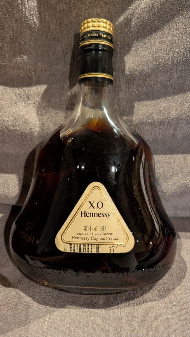 Hennessy X.O コニャック 700ml　金キャップクリアボトル