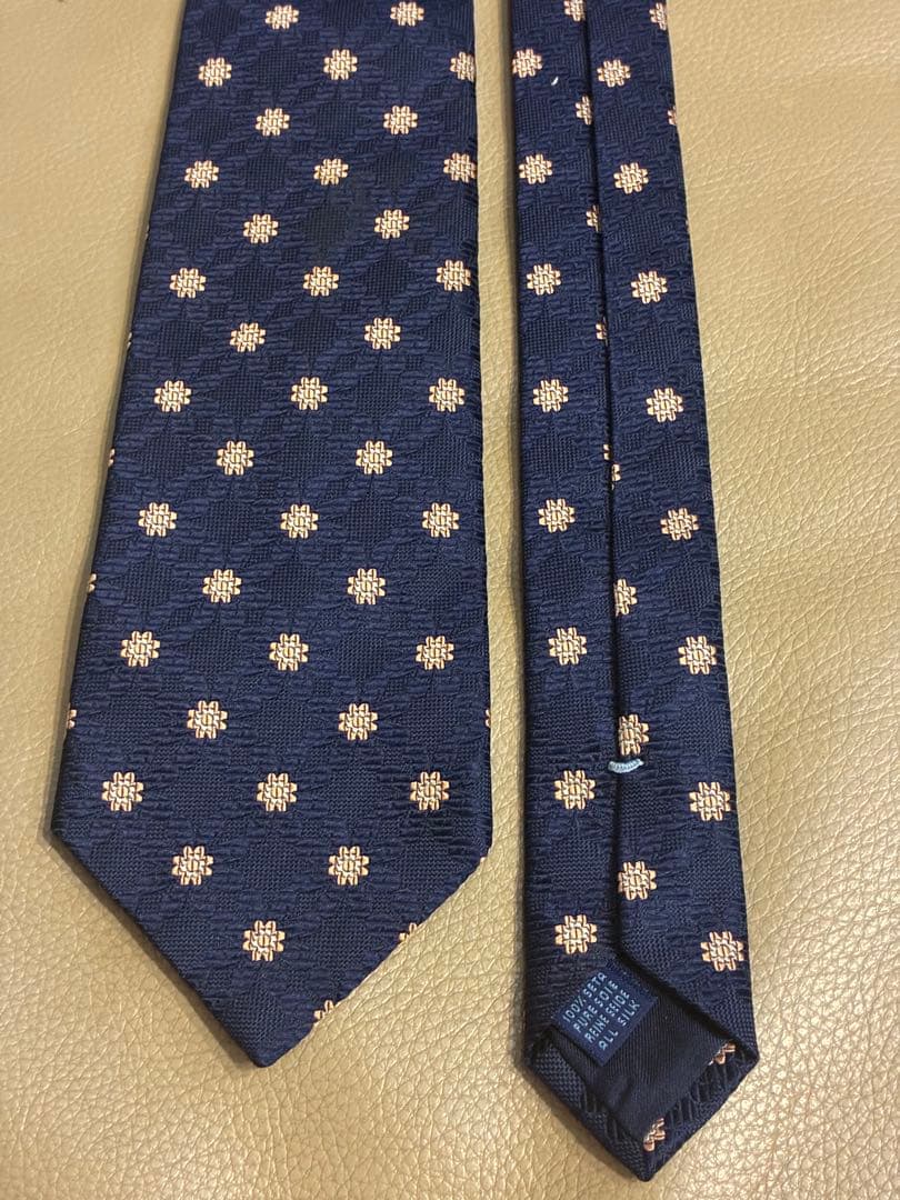 おでんニキ【未使用】フランコバッシ　花小紋柄　ネイビー　イエロー　ネクタイ