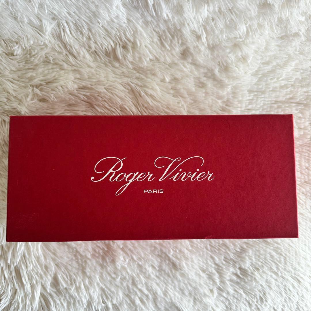 【美品】ROGER VIVIER ロジェヴィヴィエ フラワーパンプス ブラック