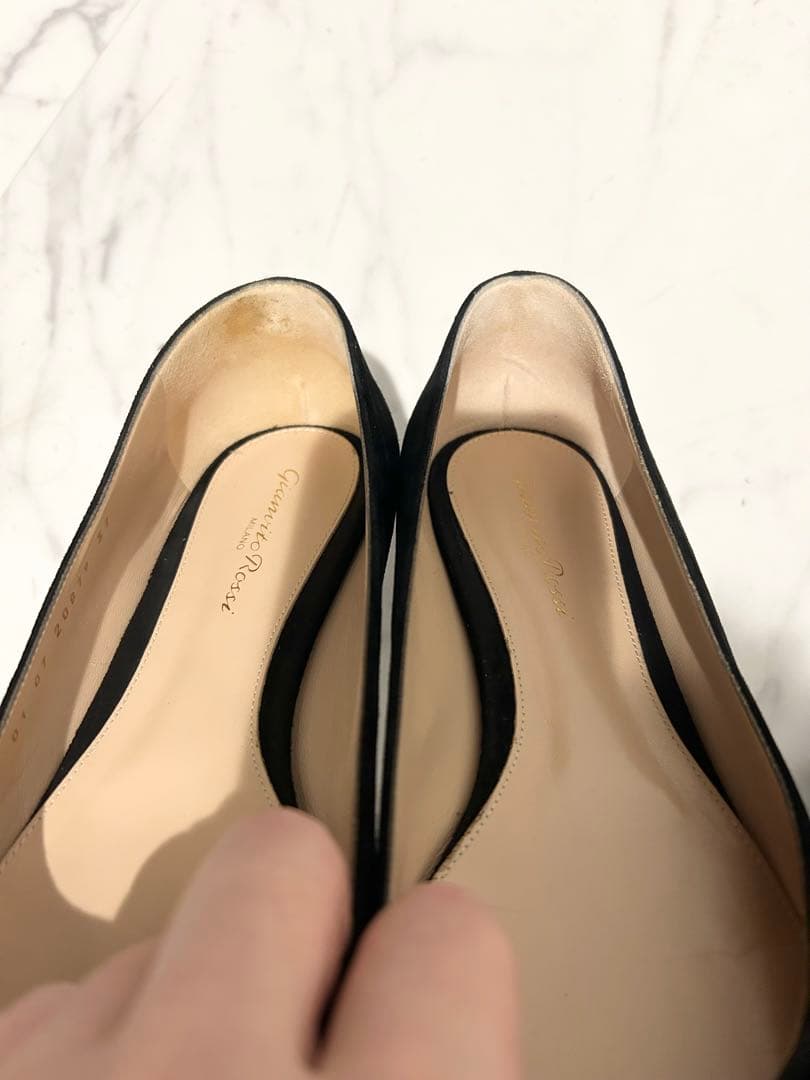 Gianvito Rossi フラットシューズ　黒　パンプス