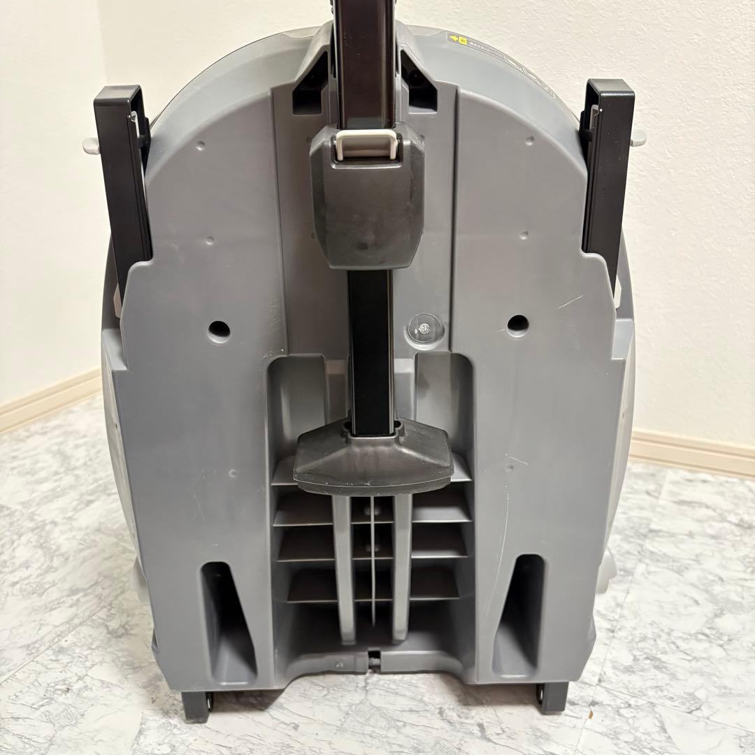 ほぼ新品✨西松屋限定 コンビ クルムーヴスマートisofixエッグショックNeo