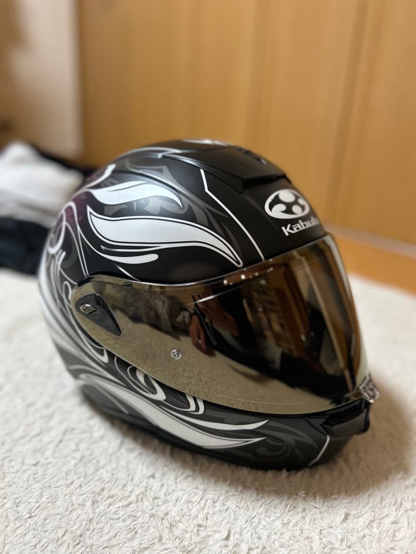 Kabuto フルフェイスヘルメット ブラック/ホワイト