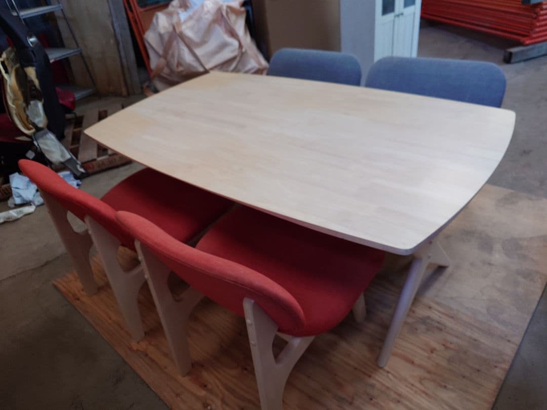 ニトリ　リラックス　ダイニングテーブル　チェア　5点セット