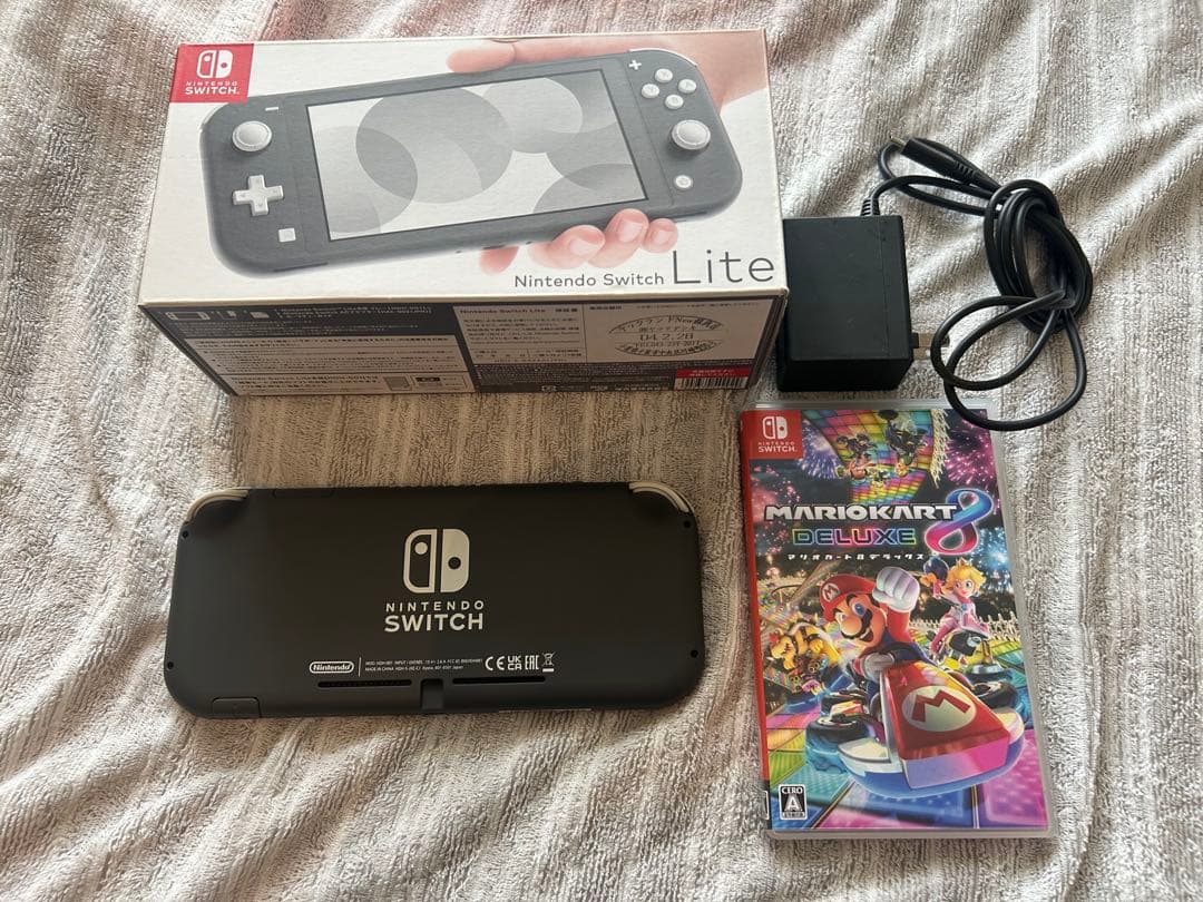 【値下げ)Nintendo Switch Lite + マリオカート　8DX