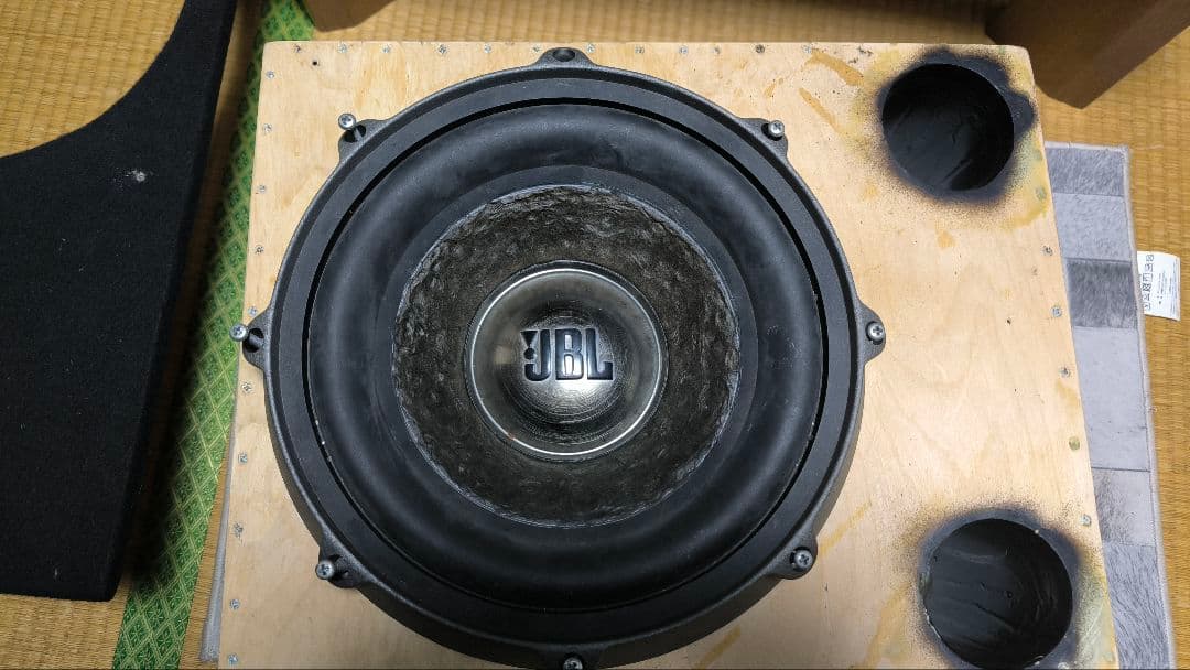 希少品 1600W!! JBL カーオディオ サブウーファー 外向き 輸入