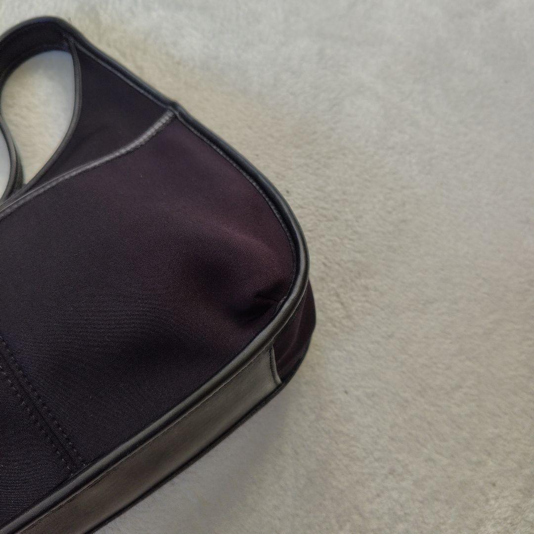 極美品 コーチ ワンショルダーバッグ エルゴ　ロゴプレート　ハーフムーン