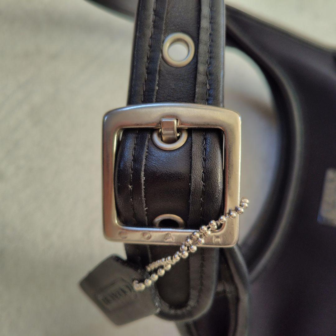 極美品 コーチ ワンショルダーバッグ エルゴ　ロゴプレート　ハーフムーン