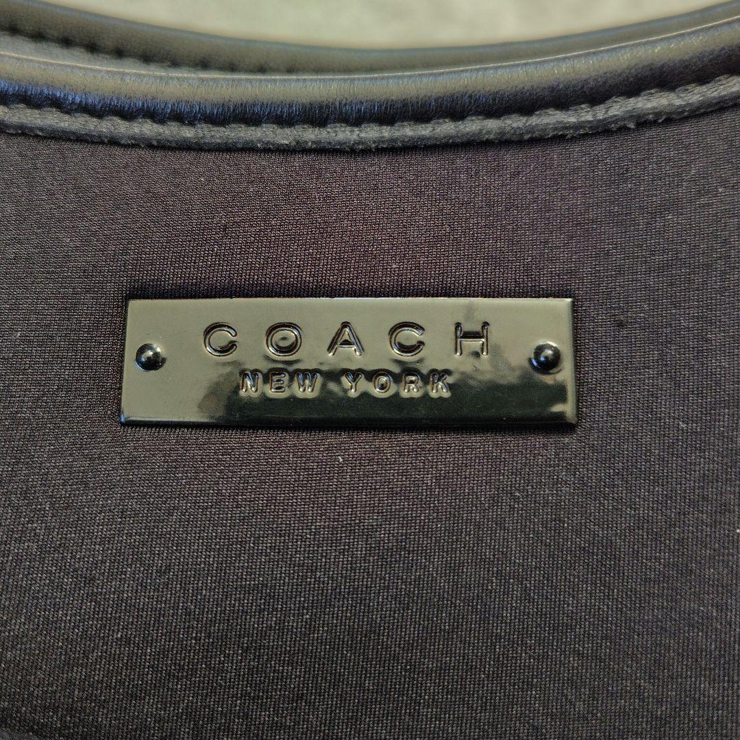 極美品 コーチ ワンショルダーバッグ エルゴ　ロゴプレート　ハーフムーン