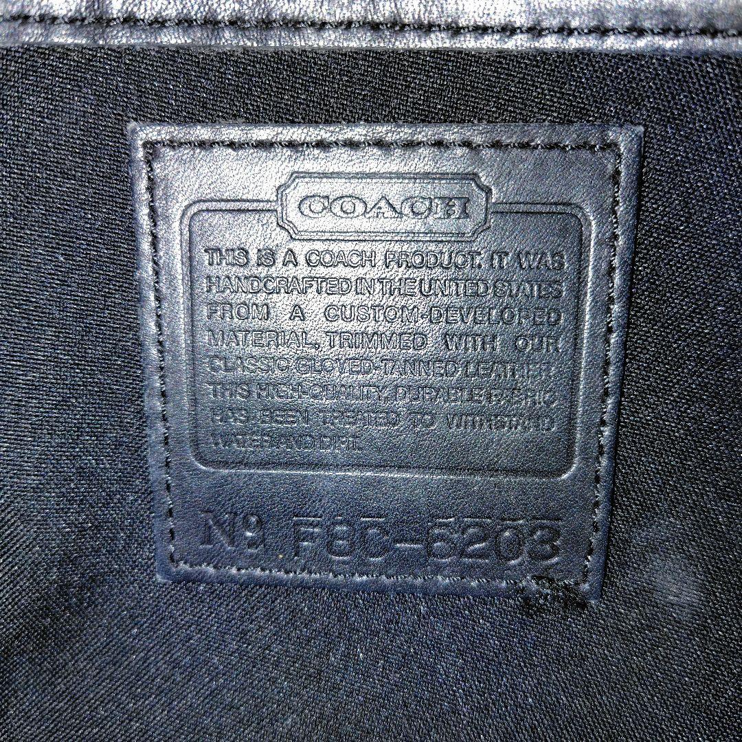 極美品 コーチ ワンショルダーバッグ エルゴ　ロゴプレート　ハーフムーン