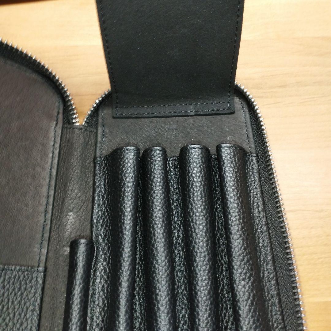 ラダイトペンケース　黒　箱付き