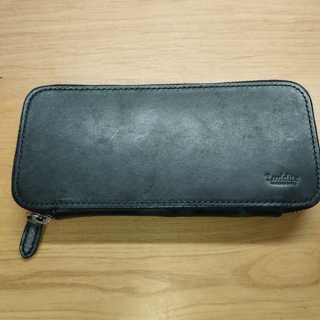 ラダイトペンケース　黒　箱付き