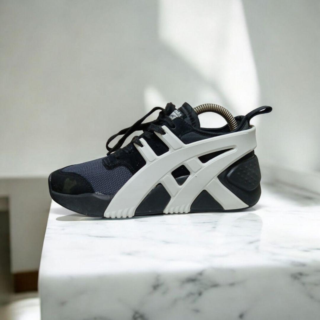 オニツカタイガー BIG LOGO TRAINER ビッグロゴ トレーナー 24