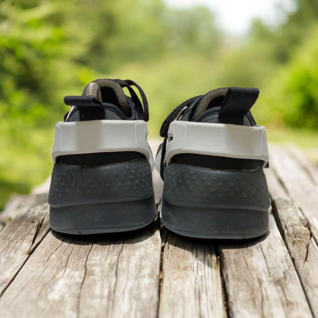 オニツカタイガー BIG LOGO TRAINER ビッグロゴ トレーナー 24