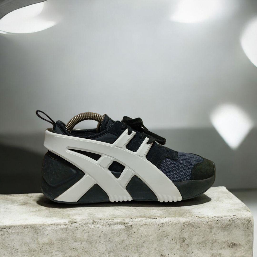 オニツカタイガー BIG LOGO TRAINER ビッグロゴ トレーナー 24