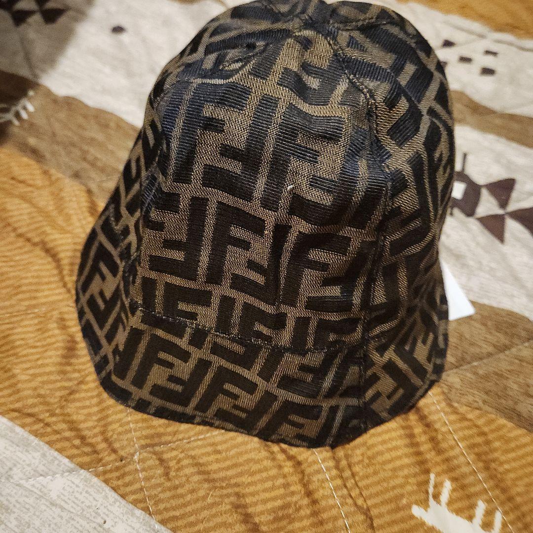 フェンディ ズッカ バケットハット