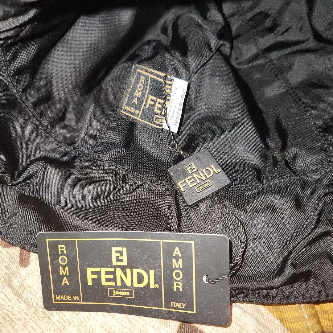 フェンディ ズッカ バケットハット