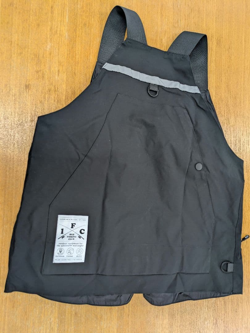 アイリーフィッシングクラブ　ベスト新品未使用タグ付