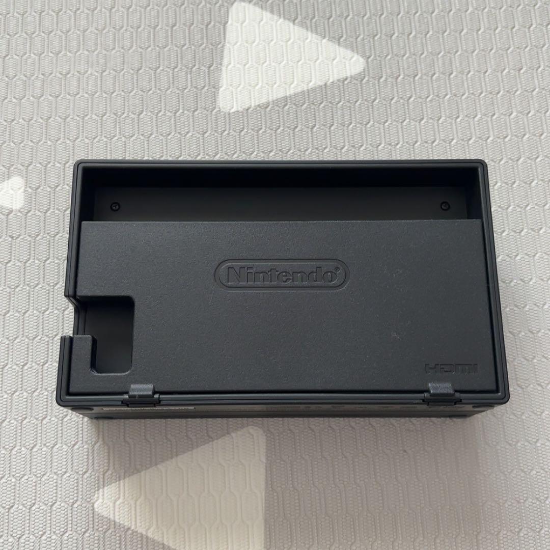 【美品】Nintendo Switchニンテンドースイッチ 本体 グレー
