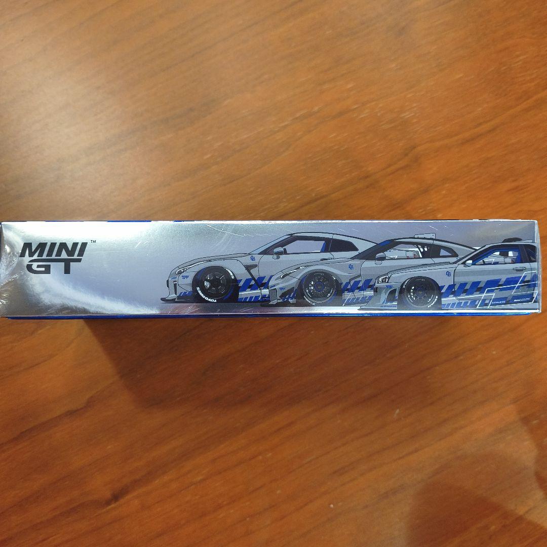 リバティーウォーク　東京オートサロン限定　ミニカー3台セット