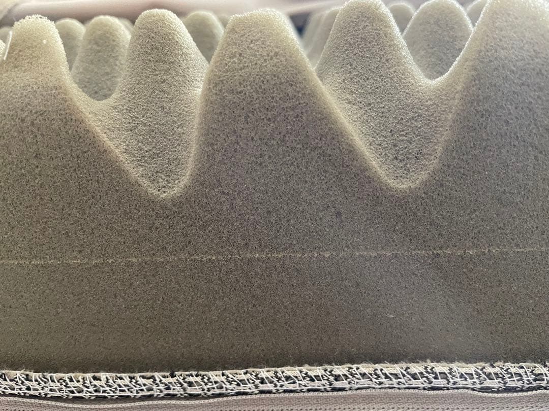 【先着!大幅値引】西川体圧分散敷き布団・SUYARA「厚さ9㎝」セミダブル