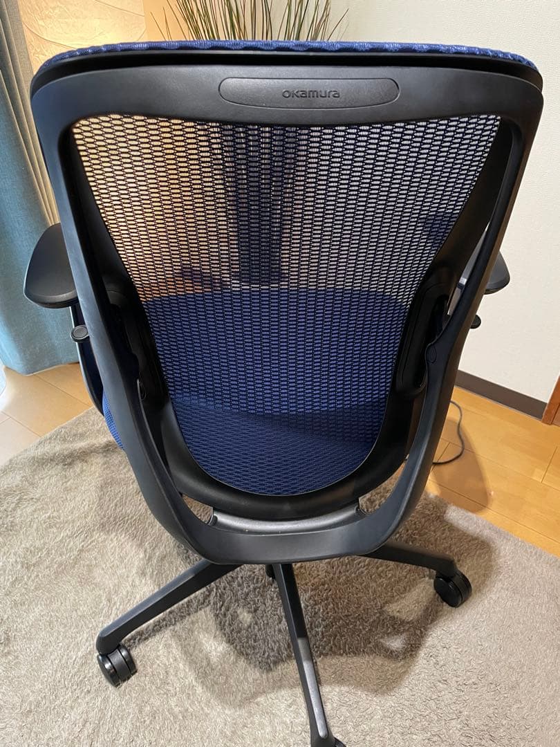 オカムラ　シルフィー（お引き取り限定の商品です）